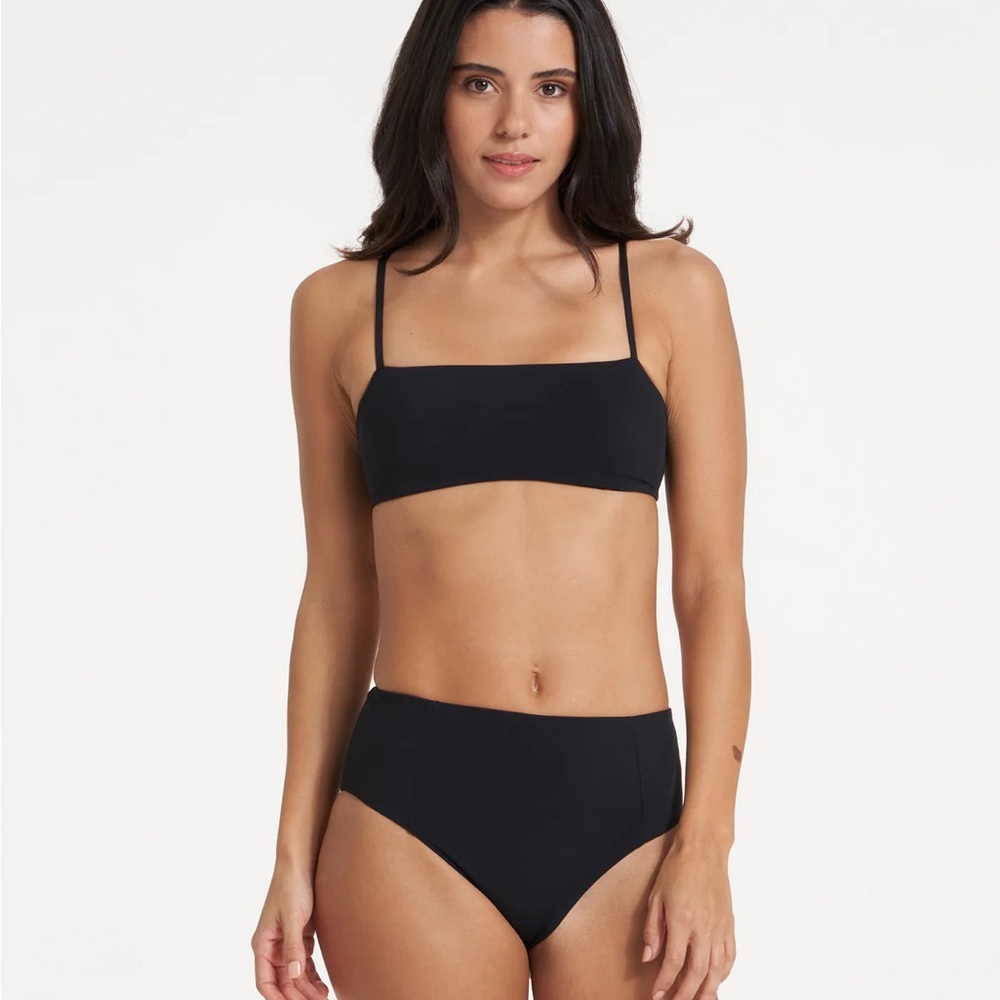 Vuori Dune Black Bikini Set